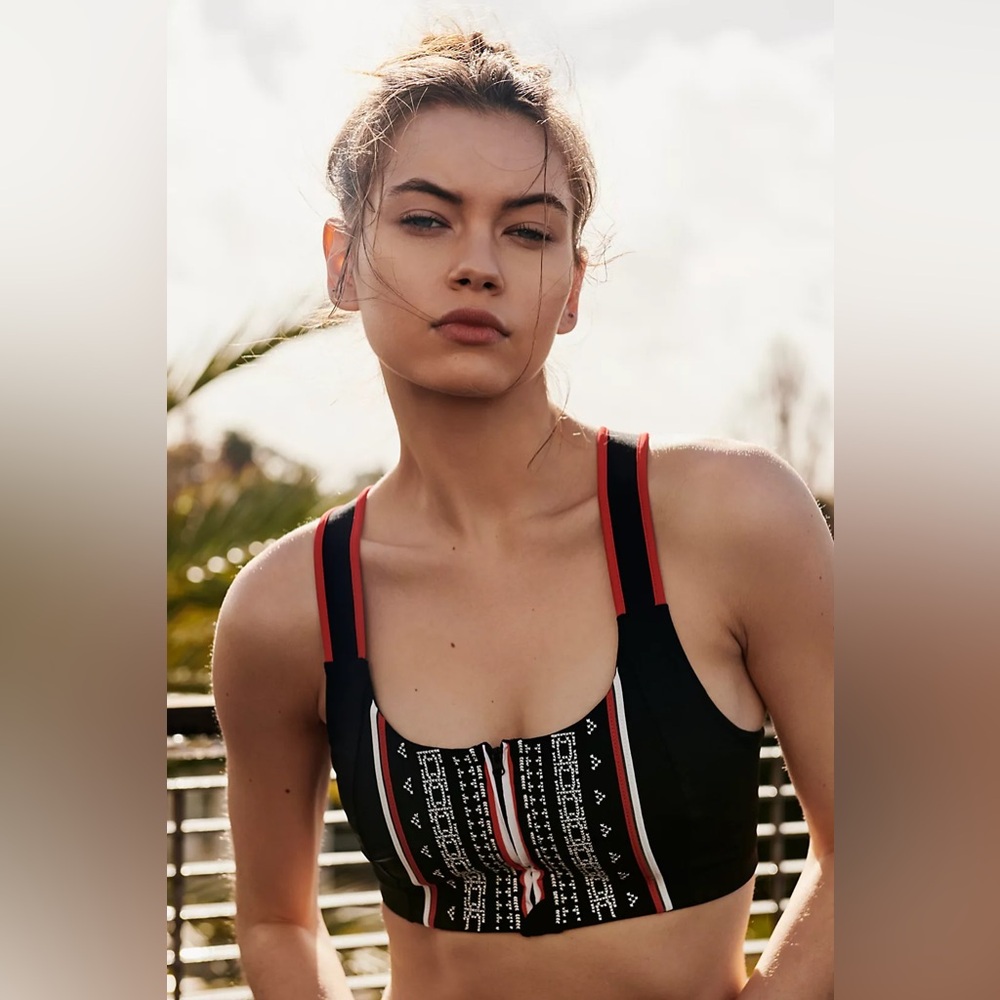 Free People X FP Movement Spin Sports Bra in Green- size S